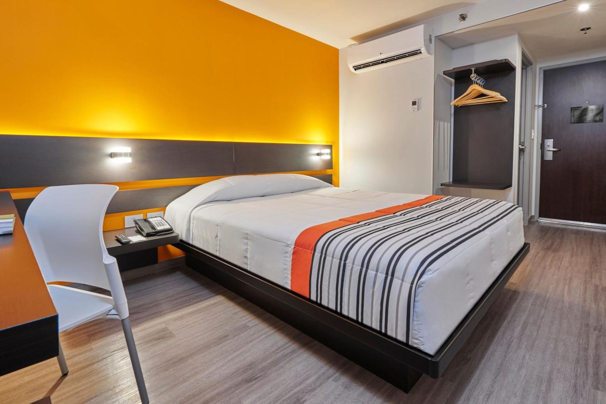 City Express Junior By Marriott Ciudad De Mexico Sullivan Zewnętrze zdjęcie