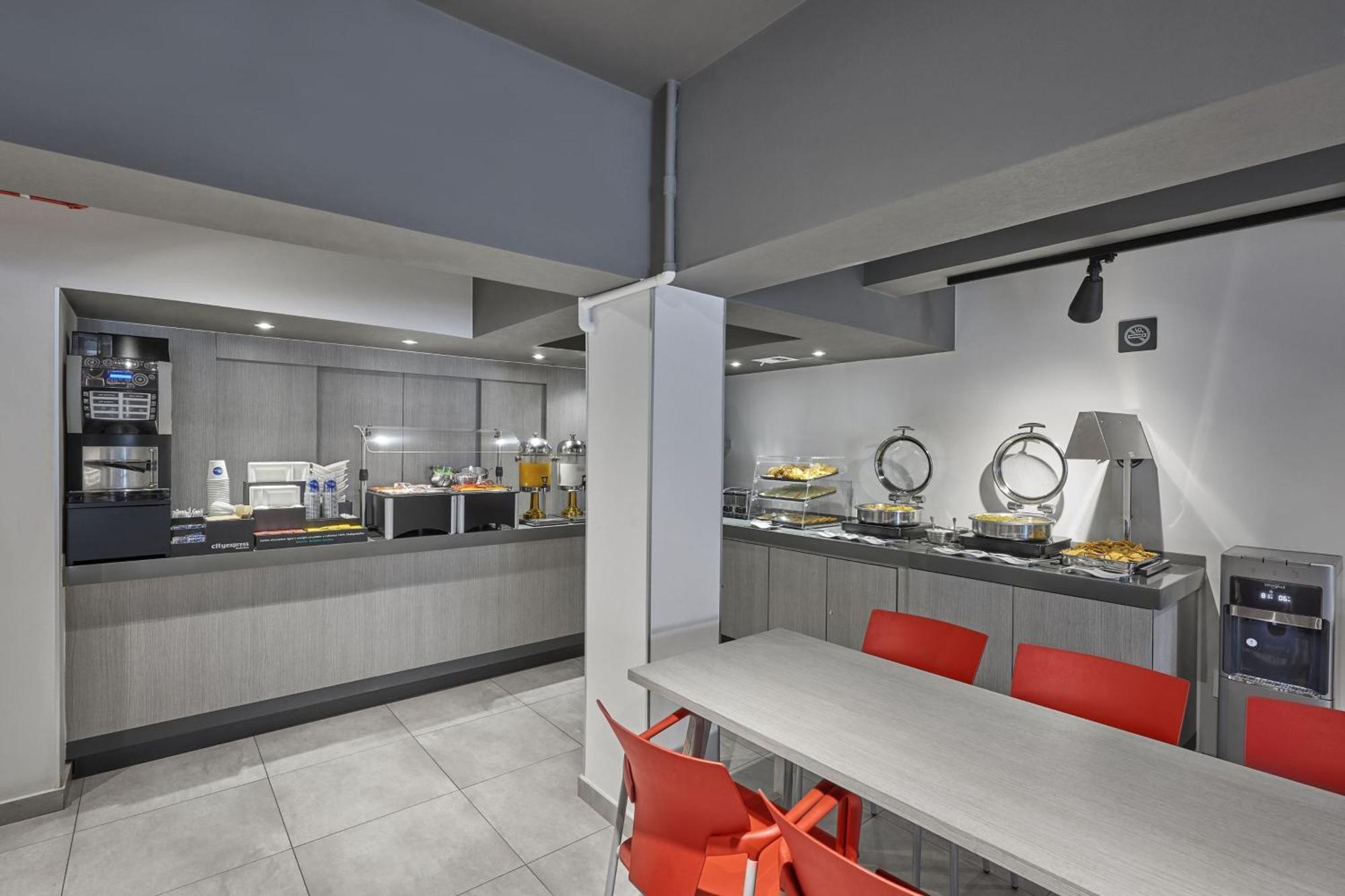 City Express Junior By Marriott Ciudad De Mexico Sullivan Zewnętrze zdjęcie